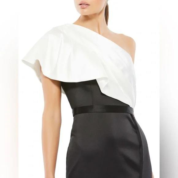 Mac Duggal Two Toned Ruffled One Shoulder Gown‎ Dress- NWT - Picture 2 of 11